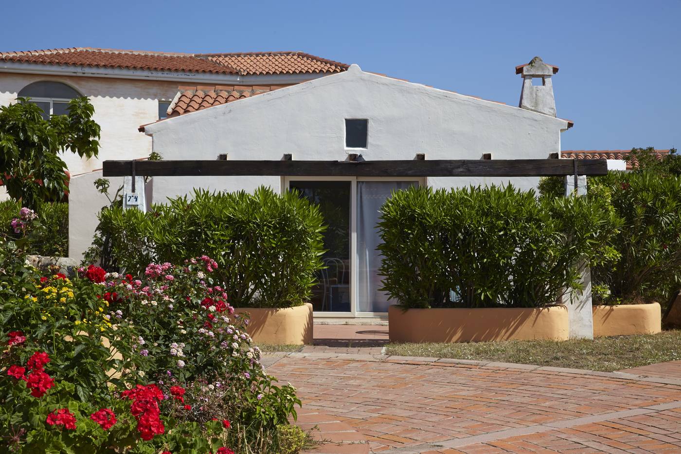 Lu-Nibareddu-Room-12