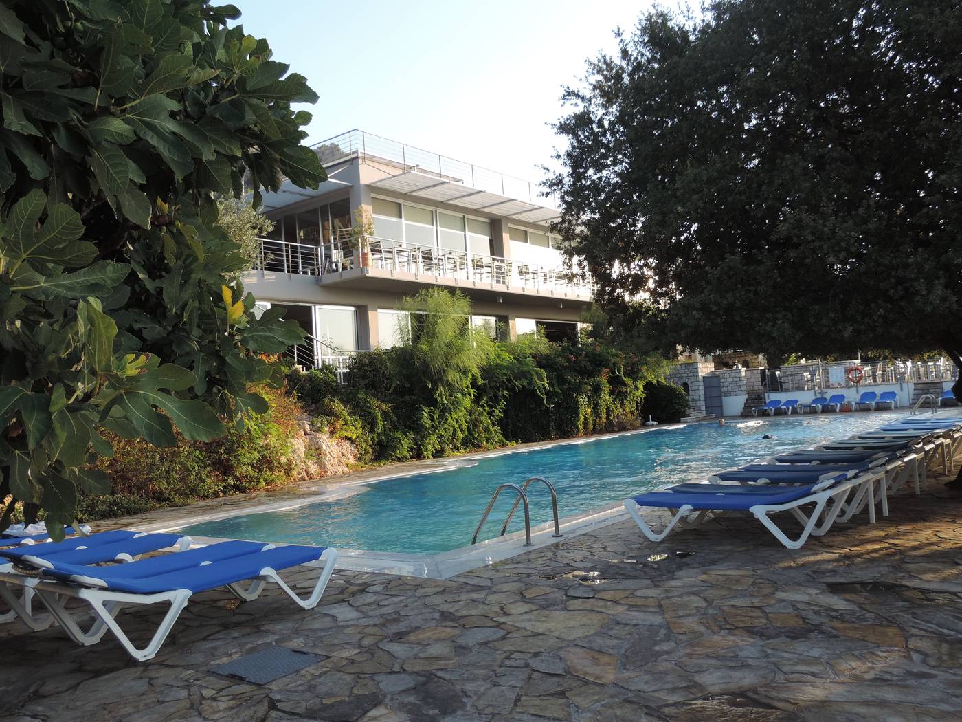 Loryma-Resort-Hotel-Pool-2