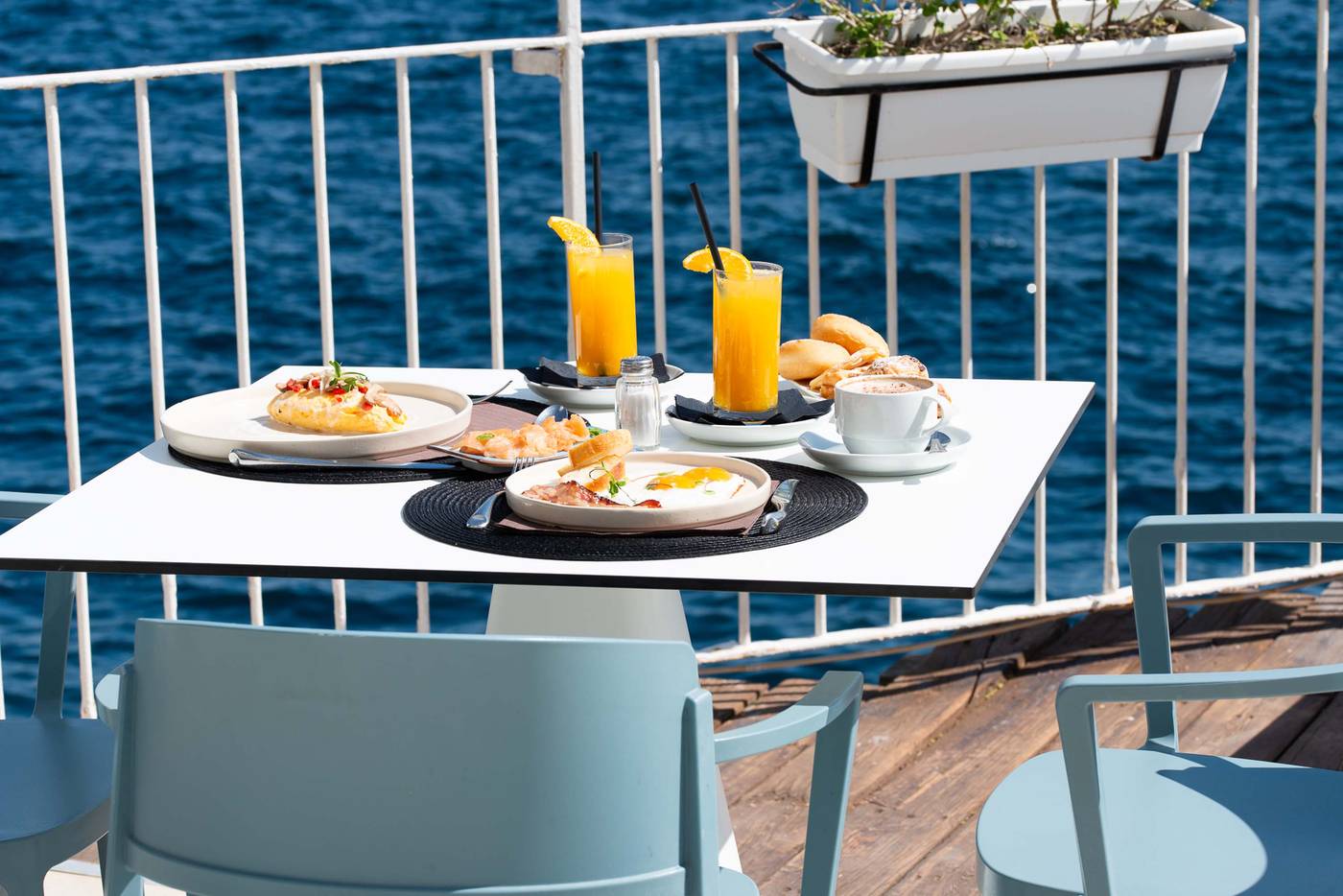 Admiral-Restaurant-41