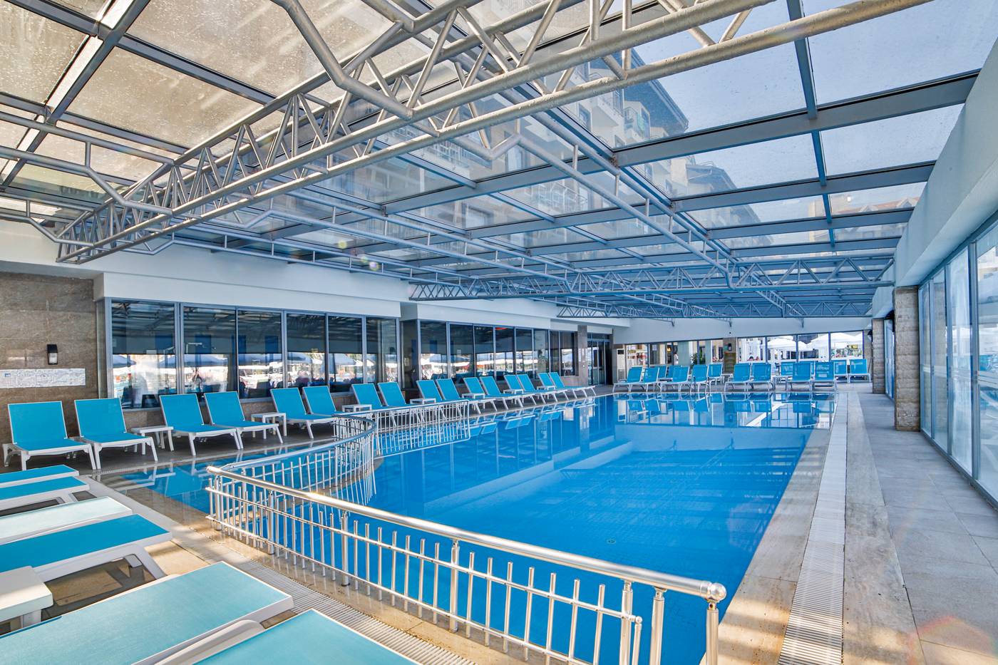 Diamond-Beach-Hotel---SPA-Pool-70