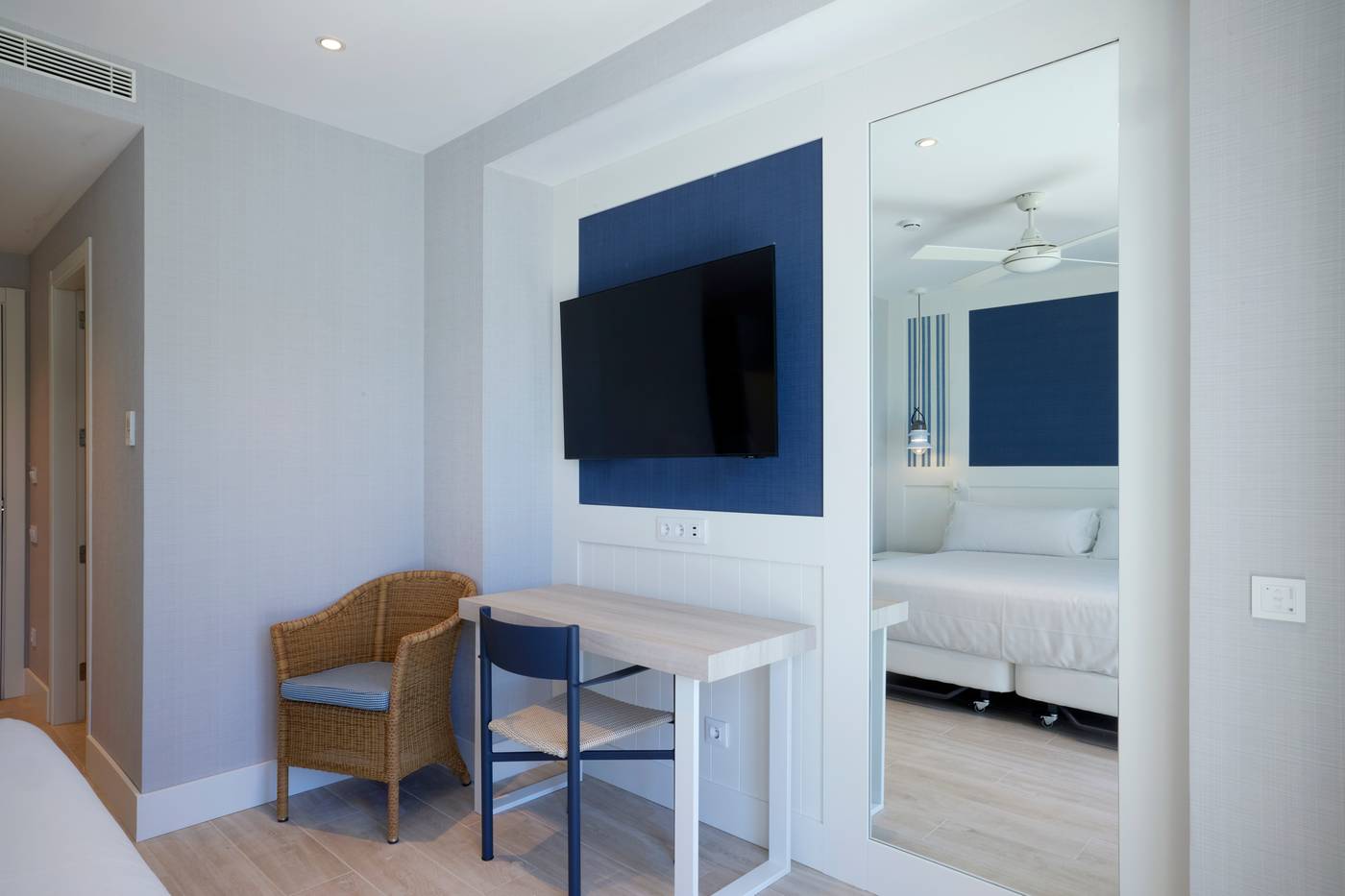 Catalonia-Mirador-des-Port-Room-39