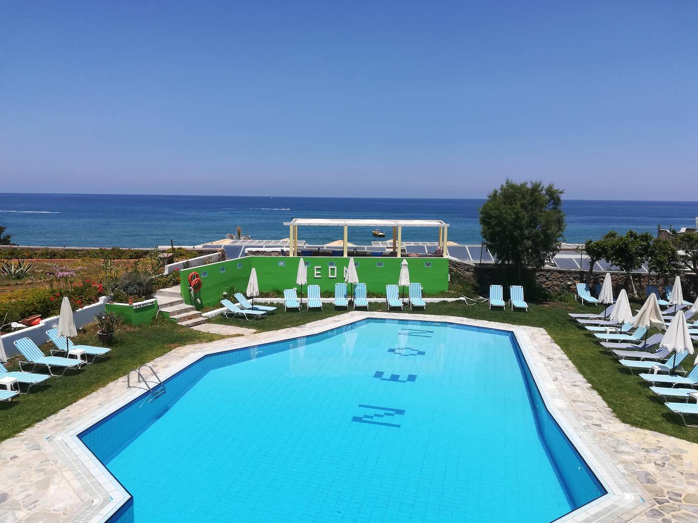 Neon-Beach-Hotel-General-view-8