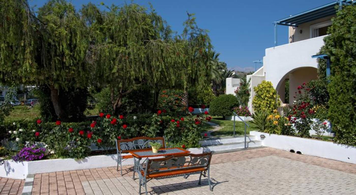 Papadakis Apartments