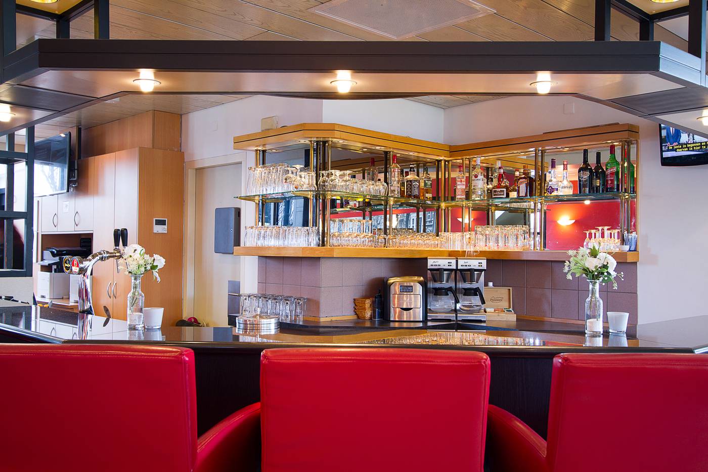 Bastion-Hotel-Schiphol-Hoofddorp-Bar-11