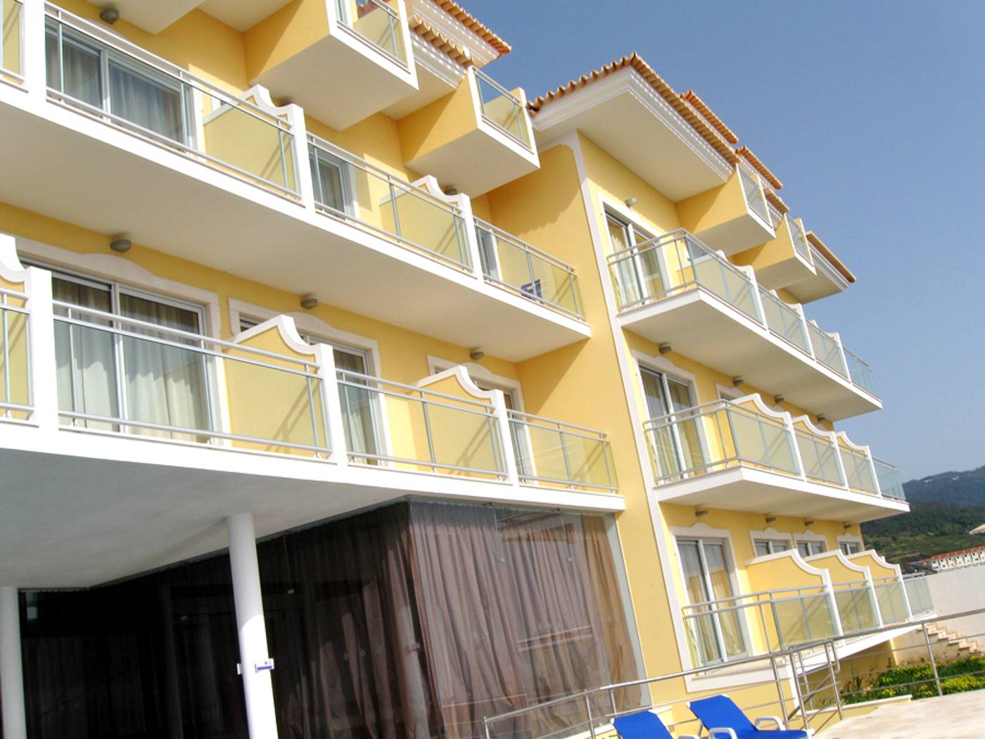 Hotel-Apartamentos-Baia-Brava-General-view-4