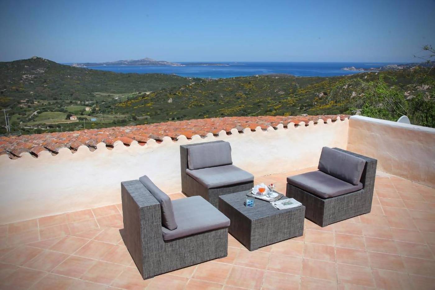 Micalosu-Hotel-Terrace-37