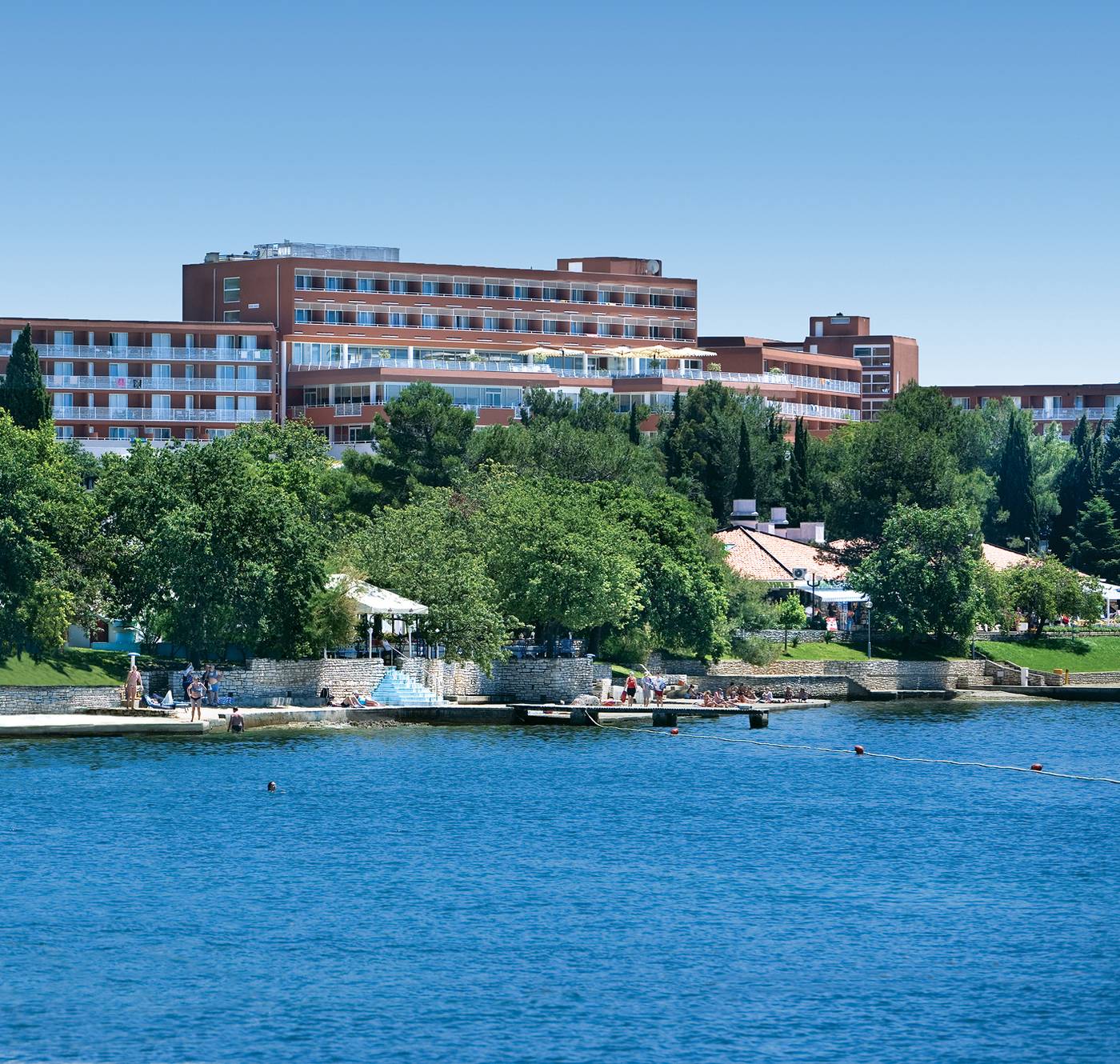 Hotel-Albatros-Plava-Laguna-General-view-10