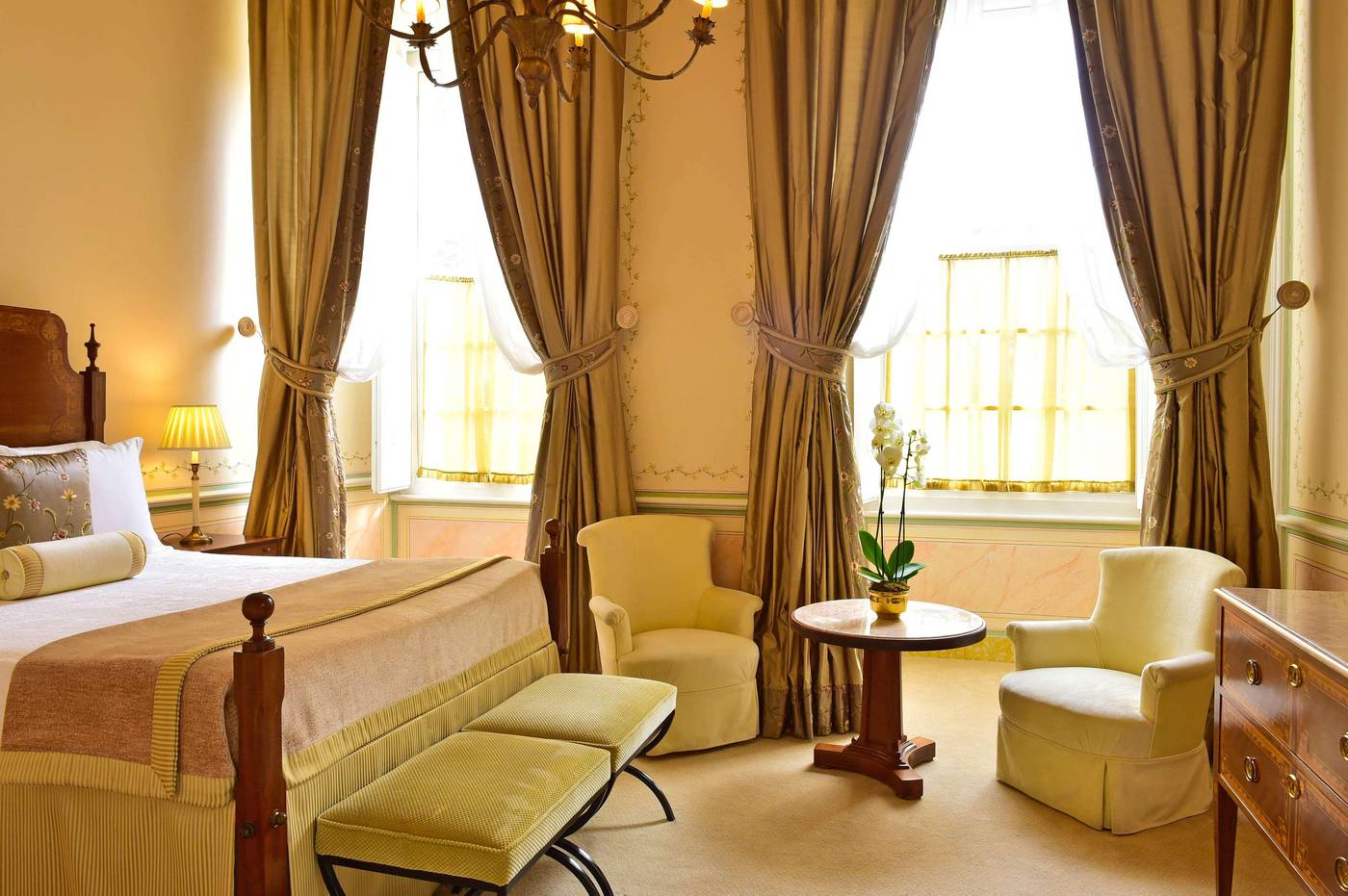 Tivoli-Palacio-de-Seteais-Room-35