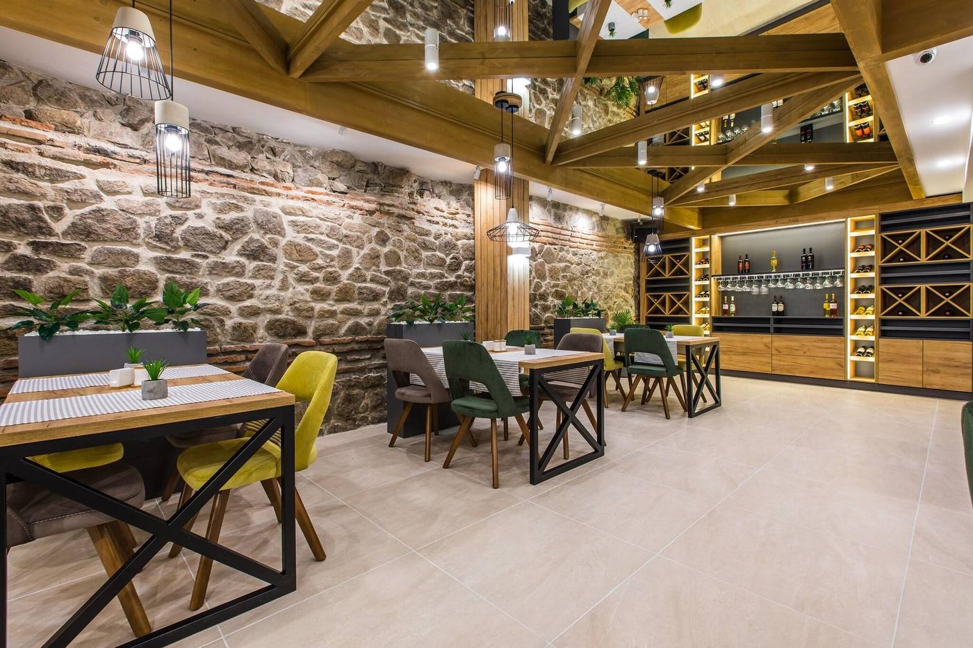 Hillhouse-Plovdiv-Restaurant-12