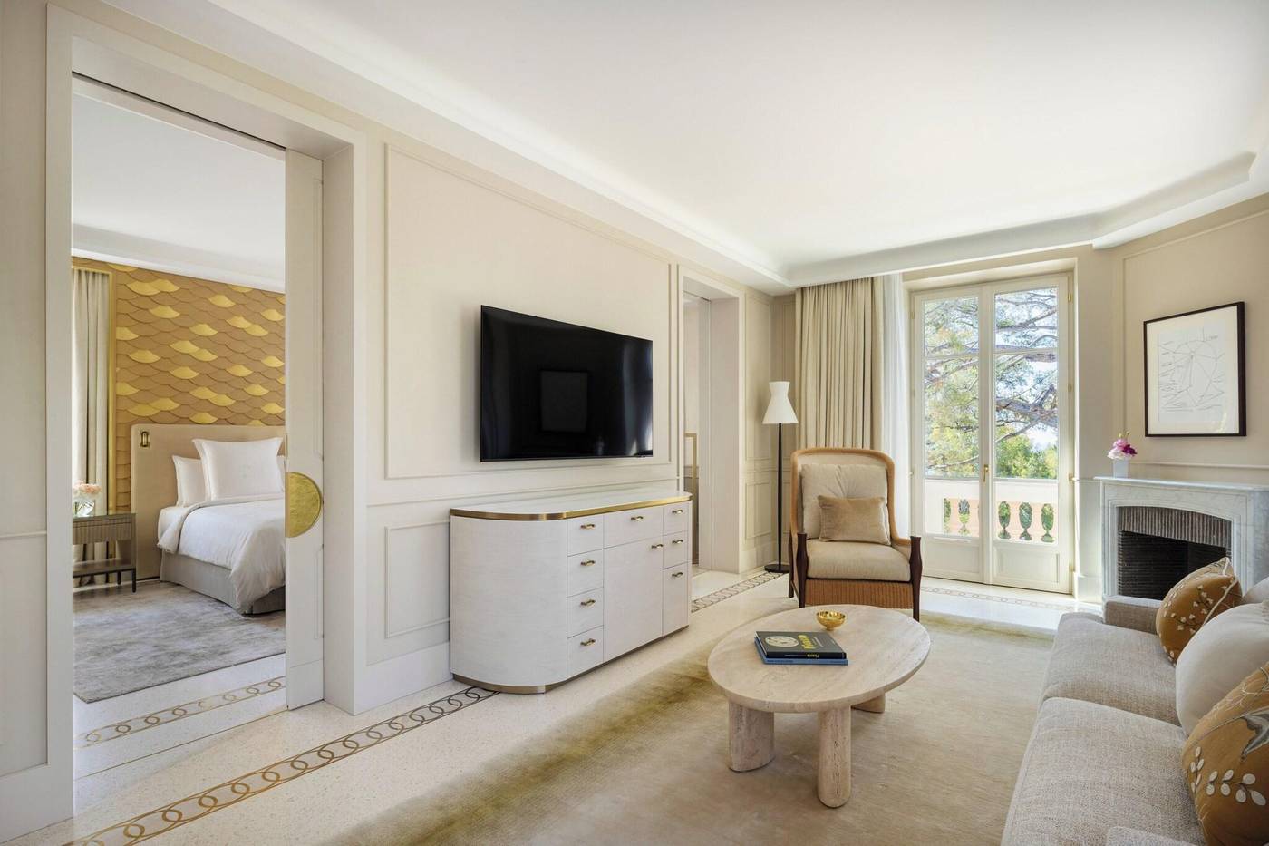 Grand-Hotel-du-Cap-Ferrat--A-Four-Seasons-Hotel-Room-52