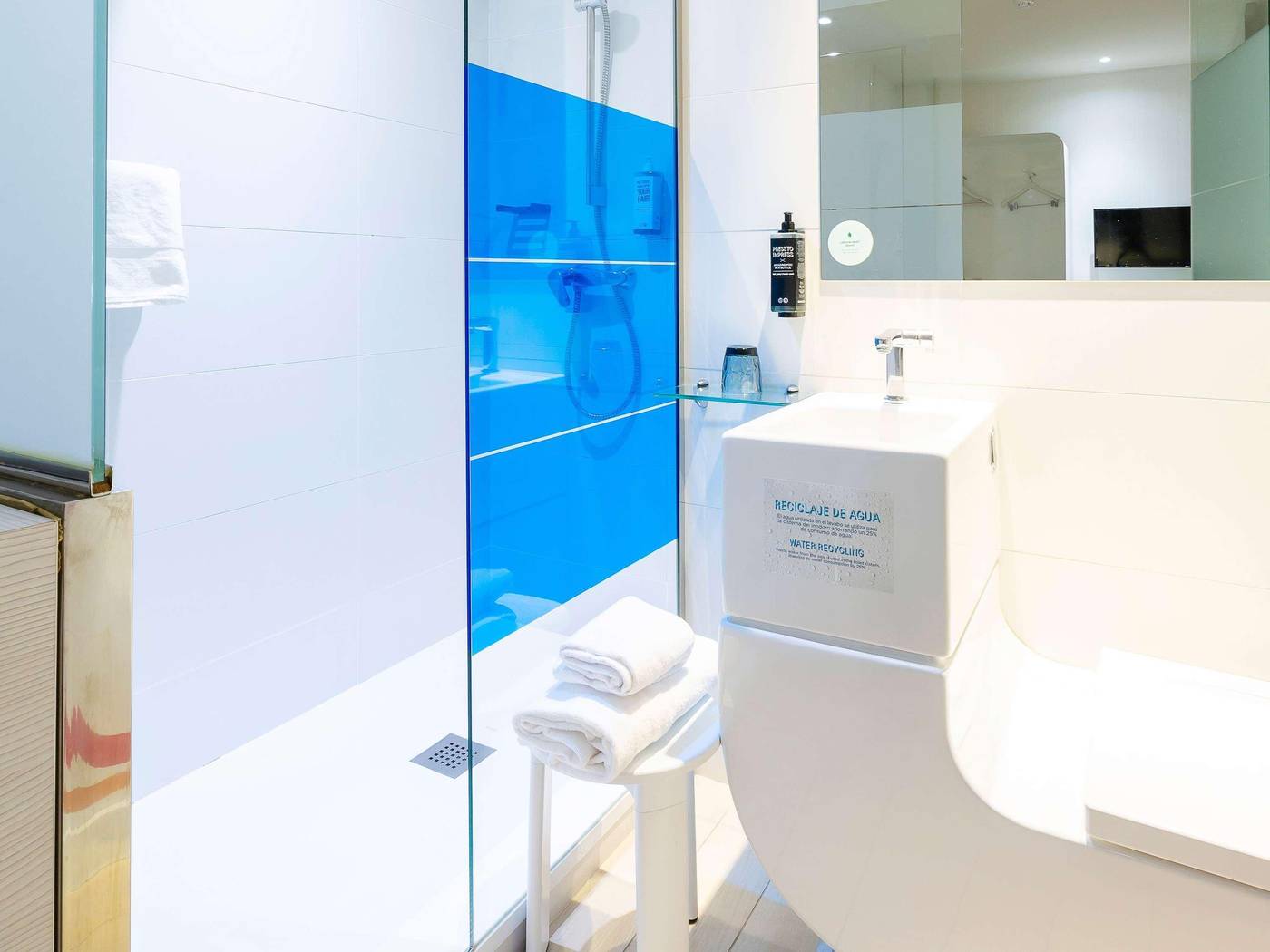 Ibis-Styles-Madrid-Prado-Room-47