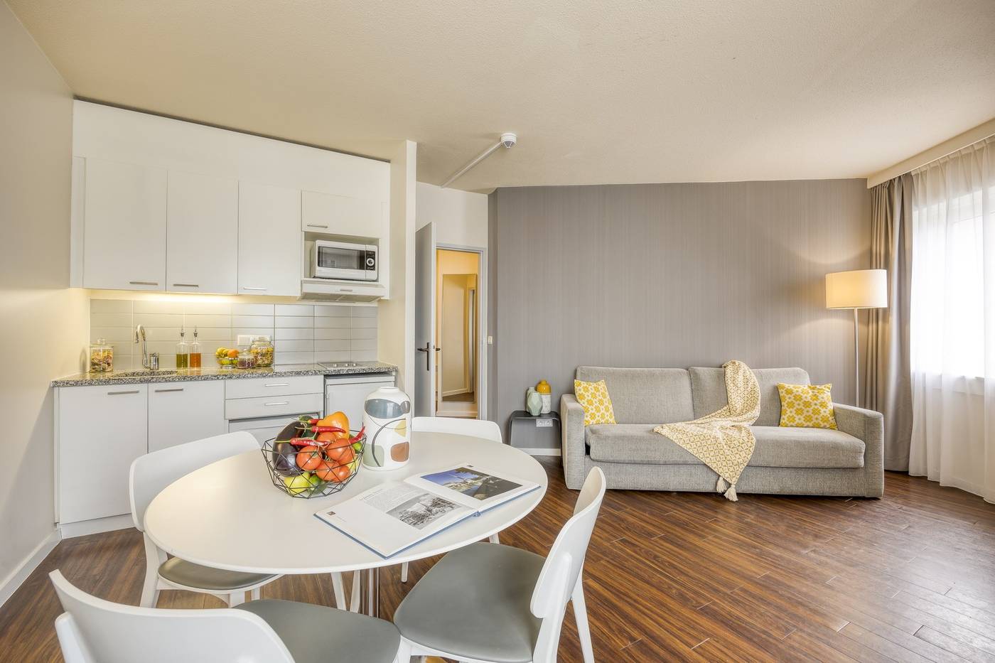 Citadines-Sainte-Catherine-Brussels-Room-8