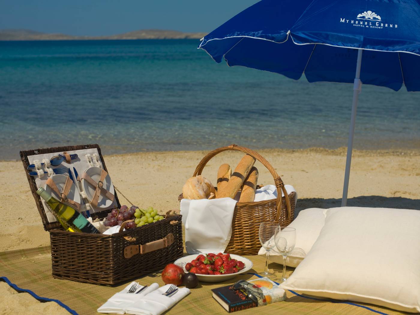 Mykonos-Grand-Hotel---Resort-Sports-and-Entertainment-63