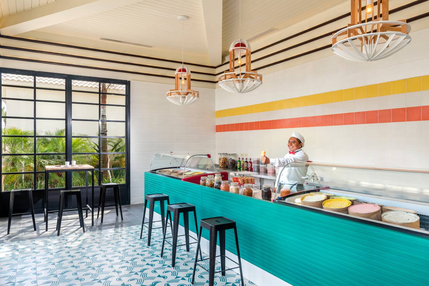 Ocean-Riviera-Paradise-El-Beso---Adults-Only-Restaurant-54