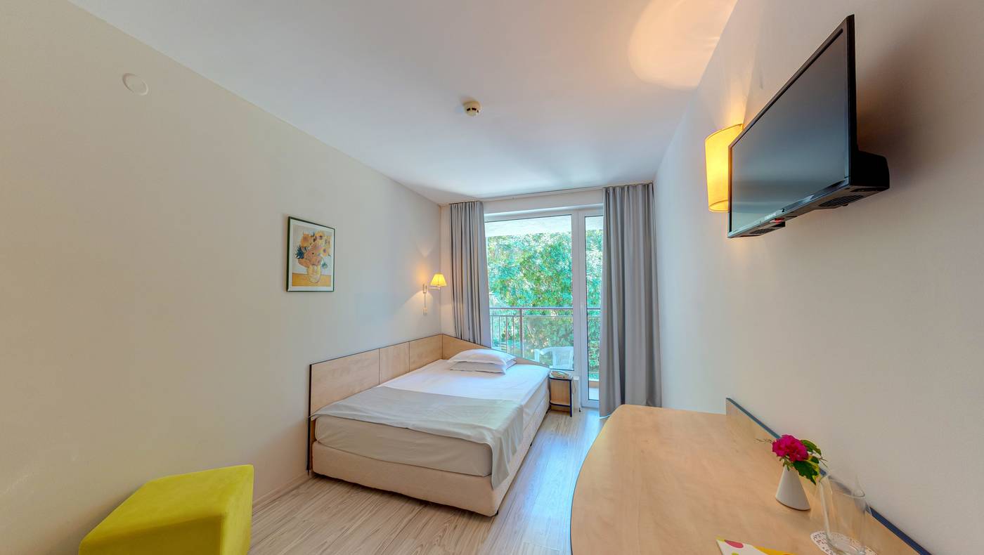 Smartline-Madara-Room-12