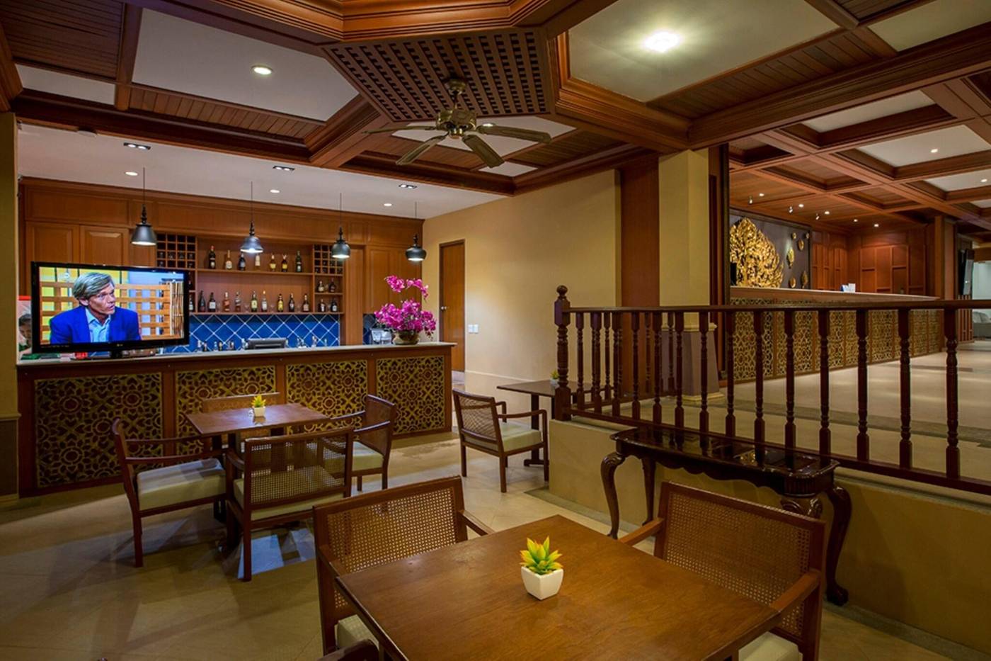 Chanalai-Garden-Resort--Bar-41