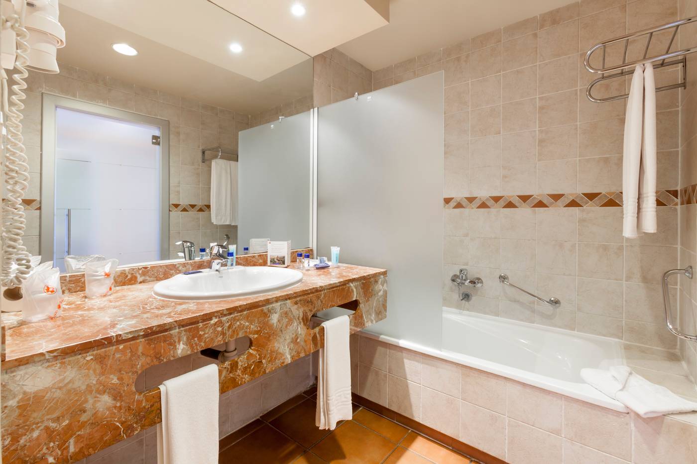 Hotel-Best-Jacaranda-Room-27