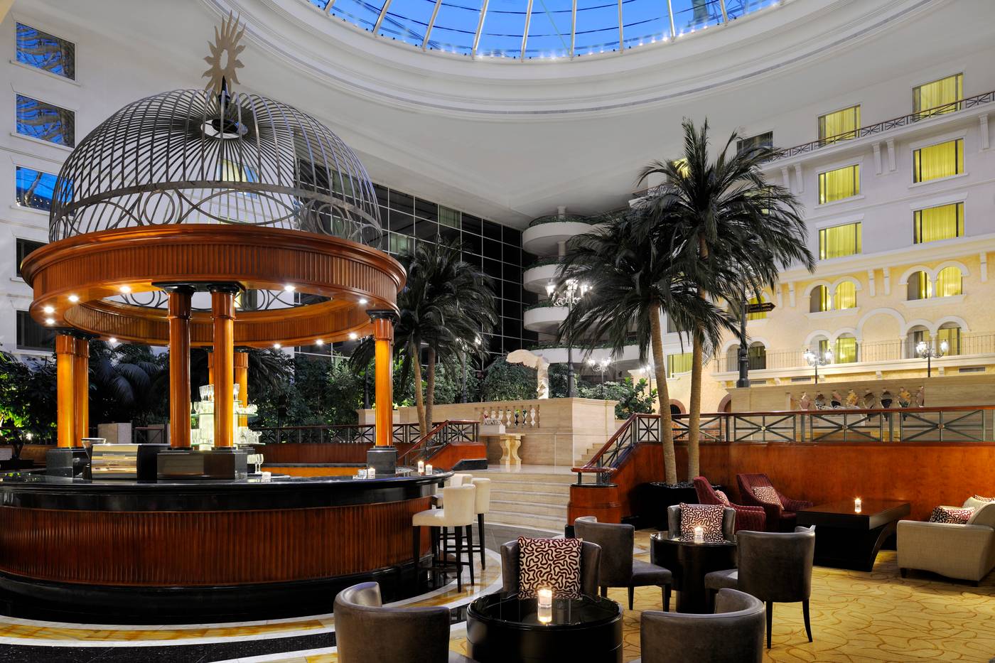 JW-Marriott-Hotel-Dubai-Restaurant-11