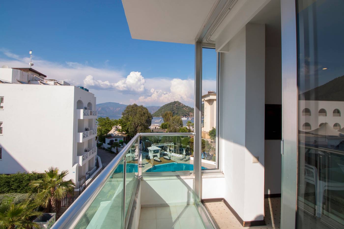 Munamar-Beach-Residence-Room-13