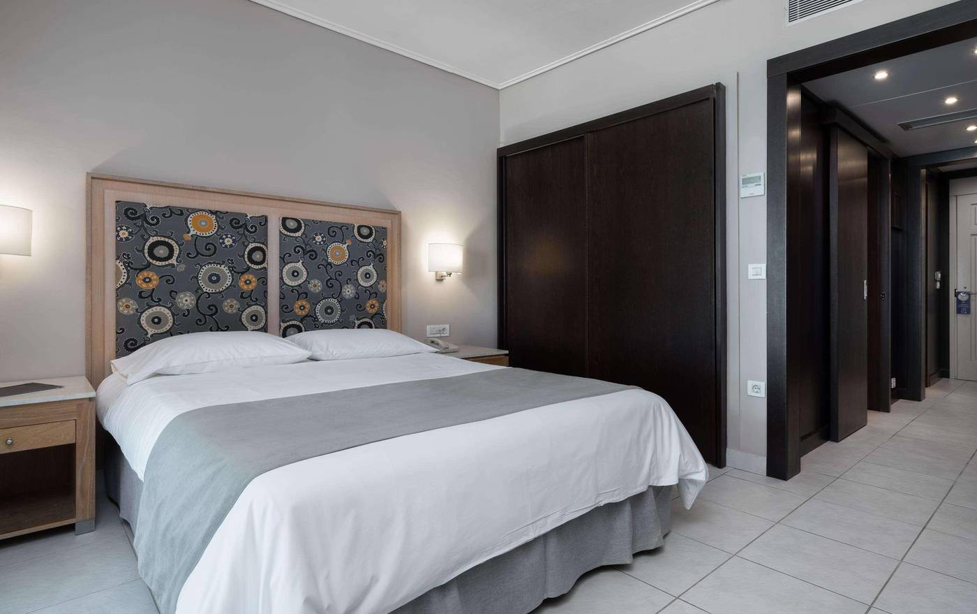 Kontokali-Bay-Room-42