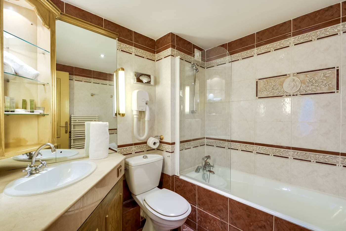 Villa-Opera-Drouot-Room-30