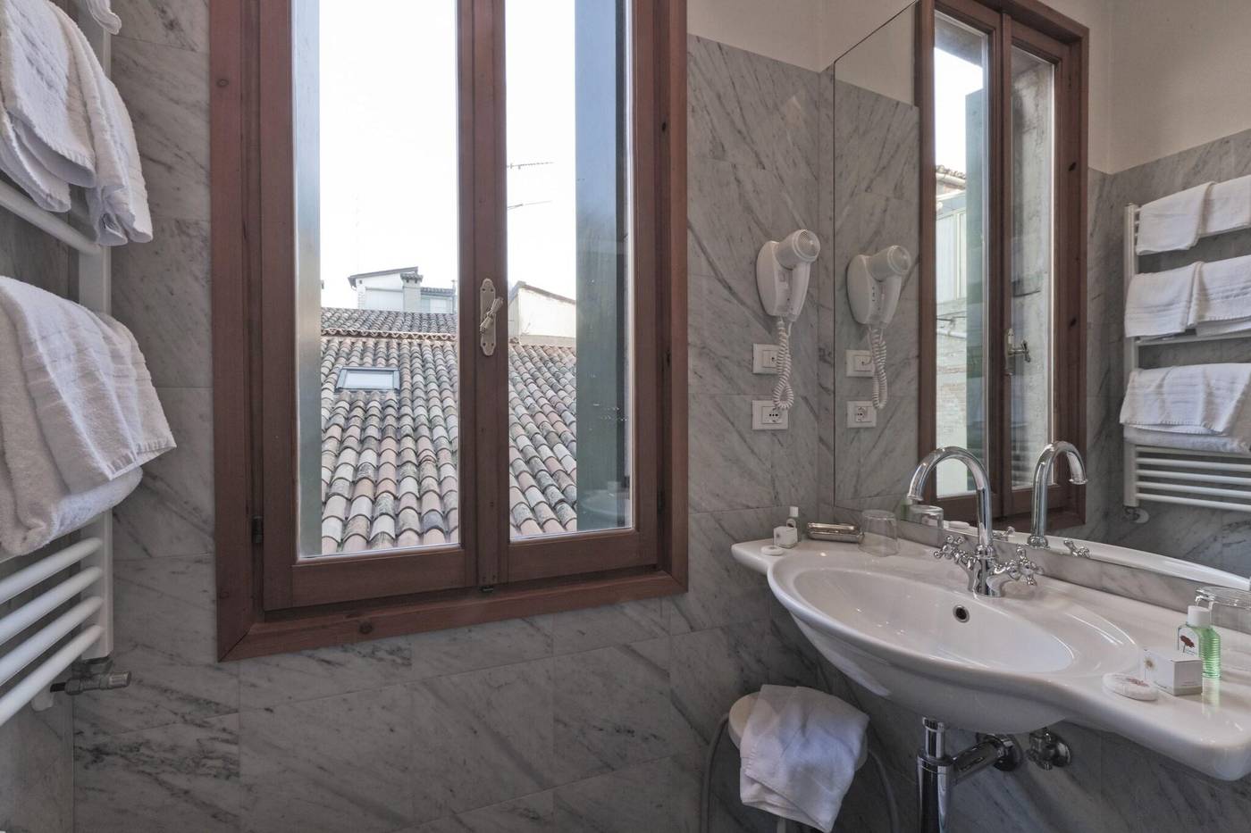 Palazzo-Cendon-Room-30