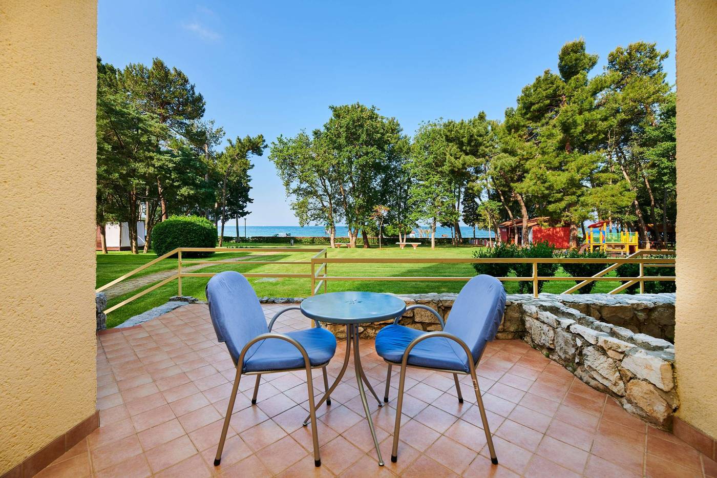 Hotel-Sol-Aurora-Room-12