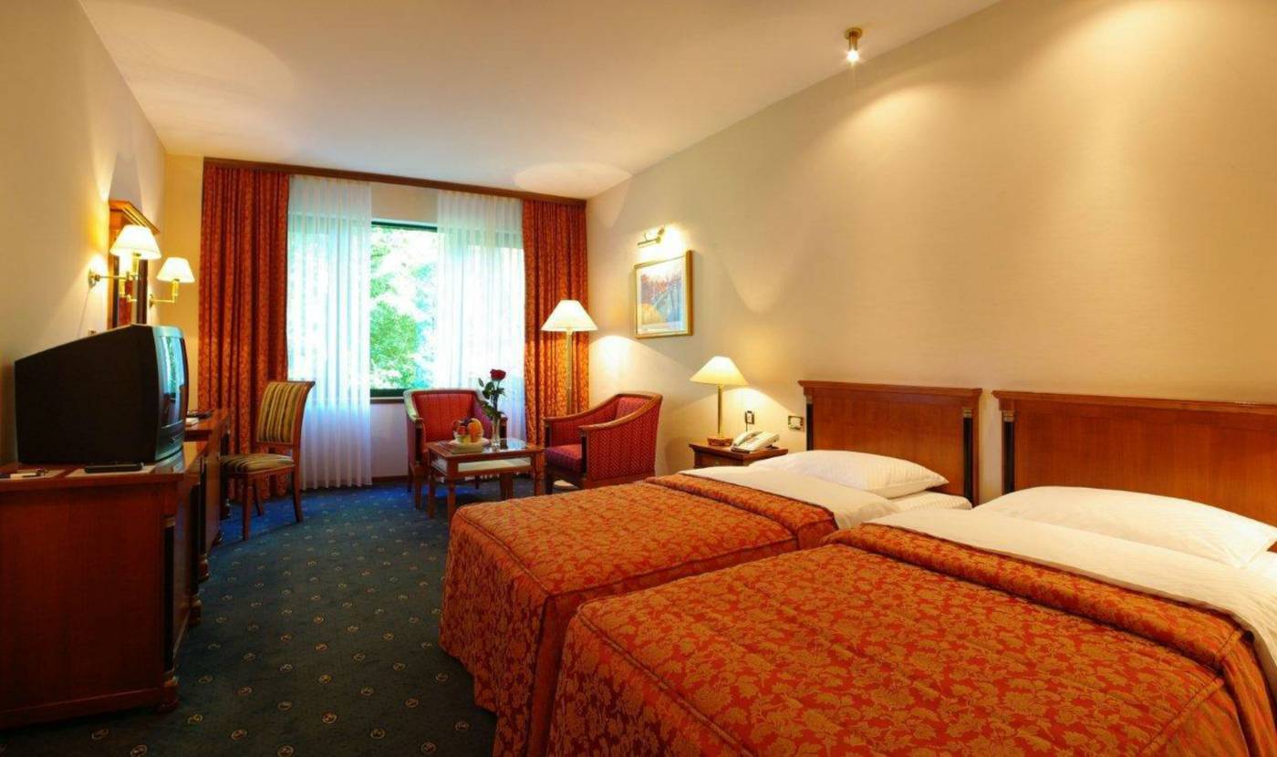 Hotel AS-Croatia-ZAGREB-Room-7