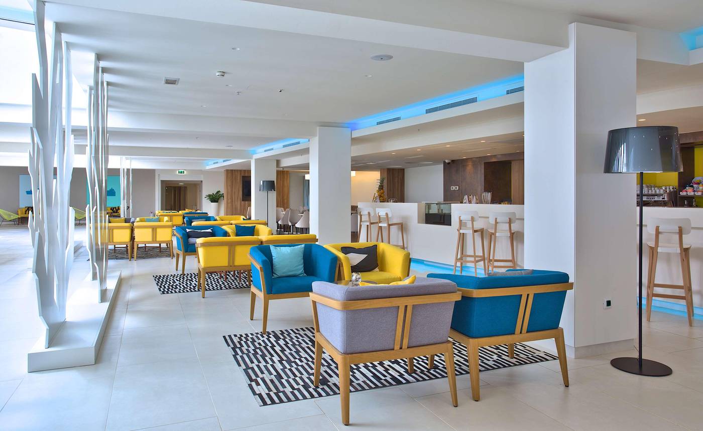 Park Plaza Belvedere-Croatia-MEDULIN-Lobby-10