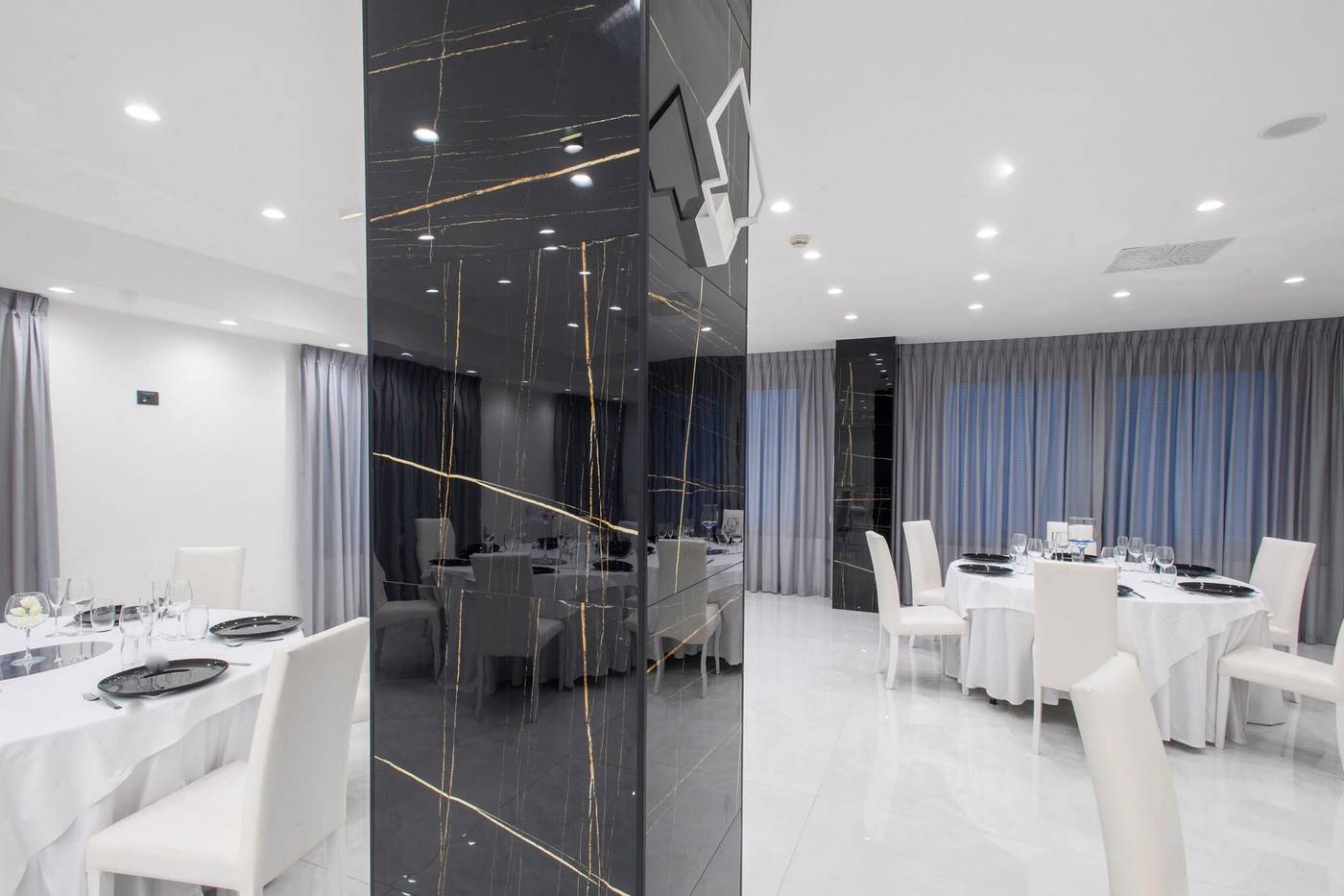 Ancora-Hotel-Restaurant-30