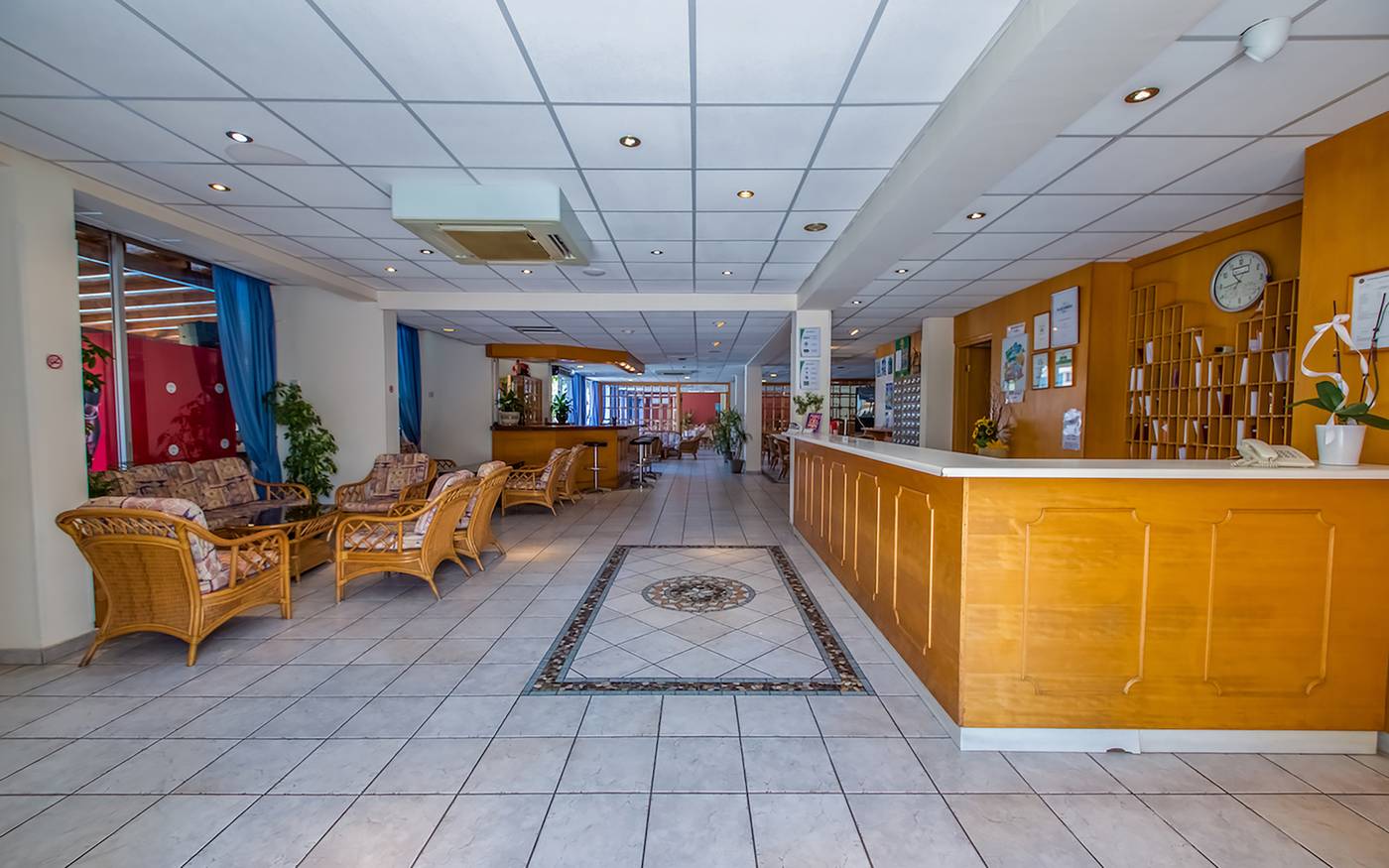 Green-Bungalows-Hotel-Apartments-General-view-40