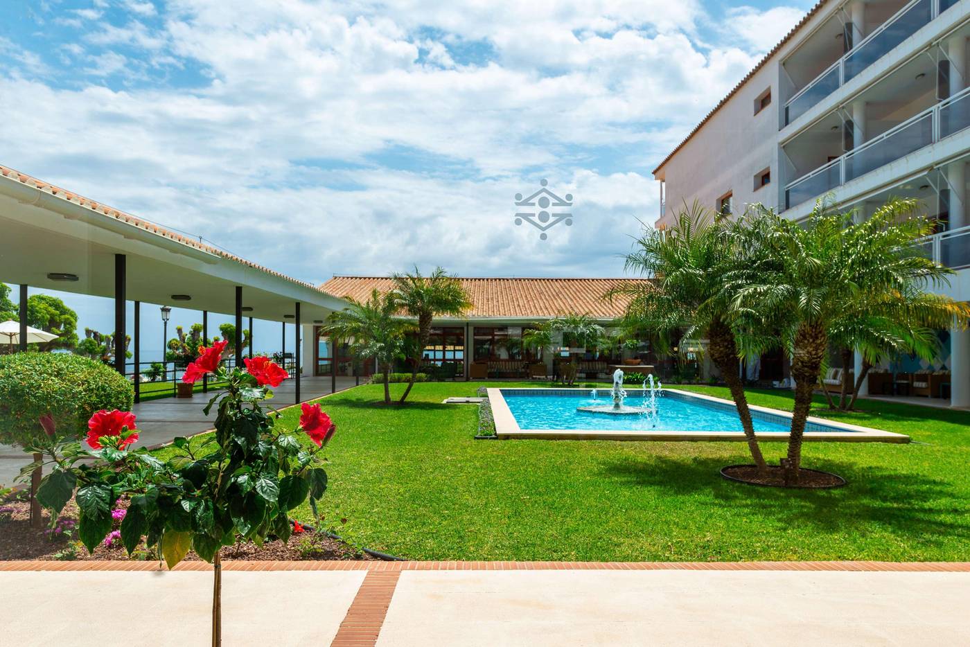 Parador-de-Nerja-Pool-3