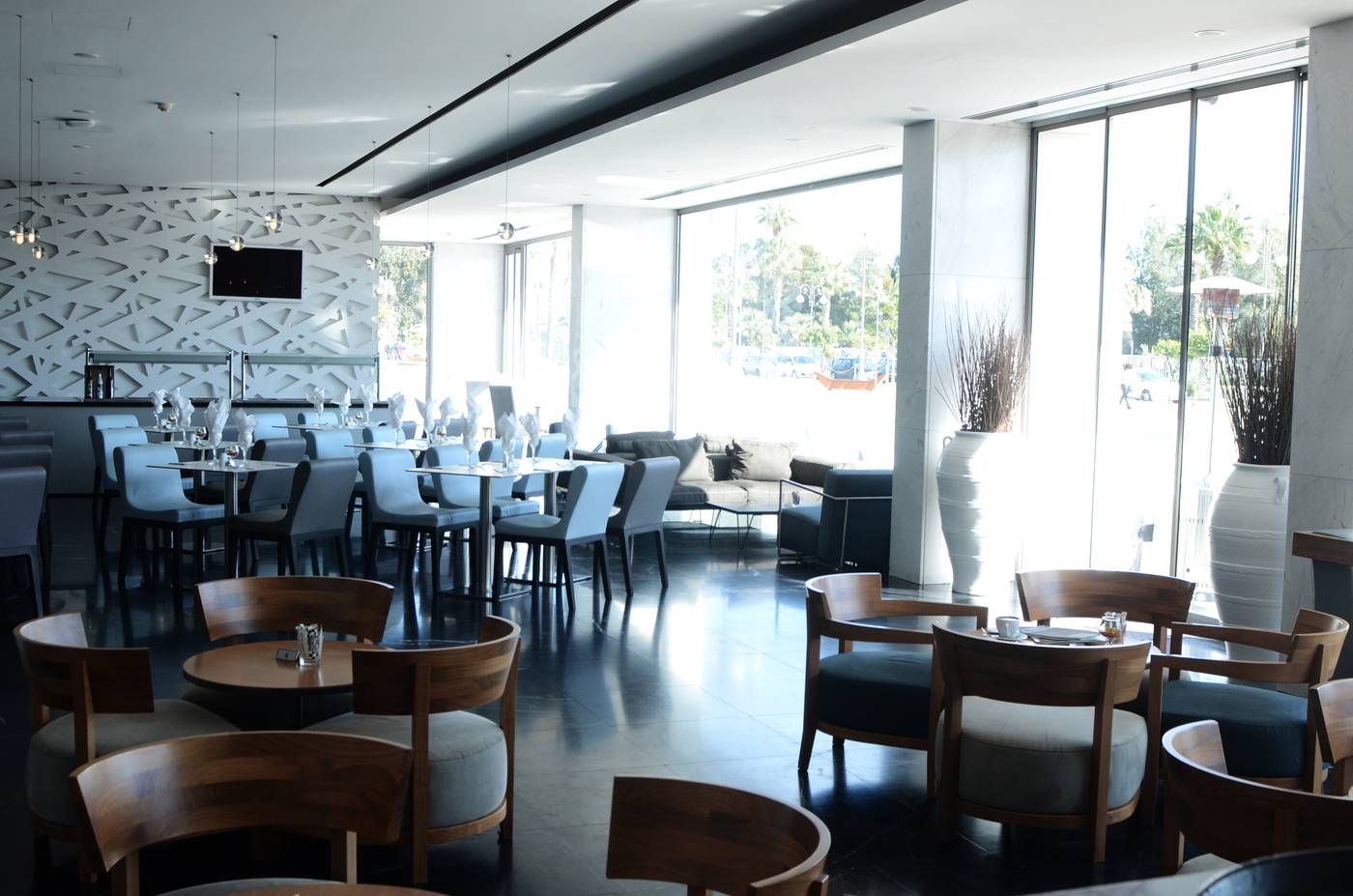 Sun-Hall-Hotel-Bar-21