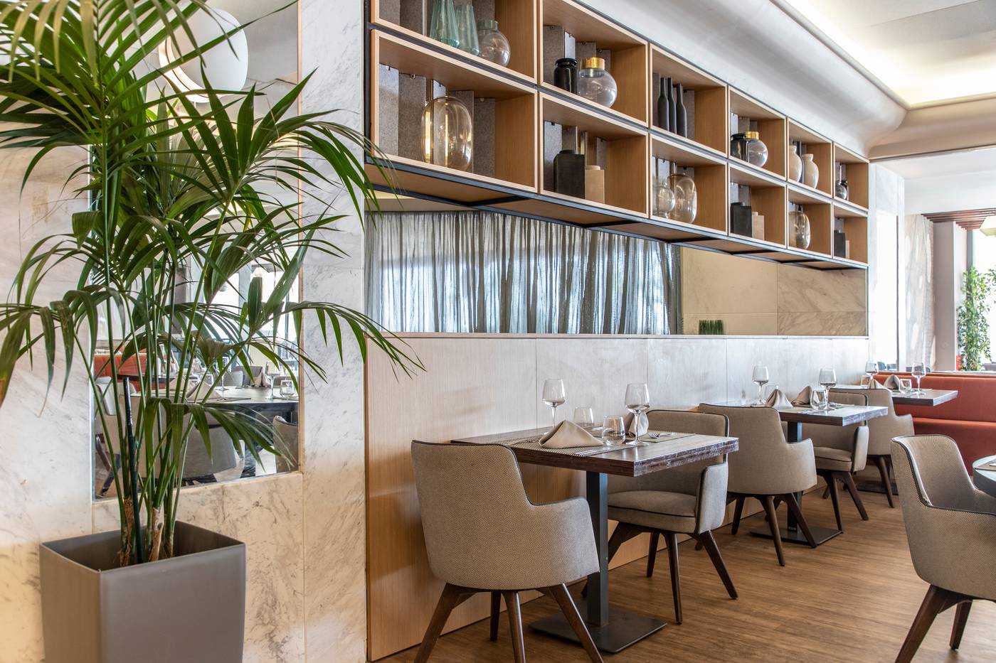 Eden-Roc-Resort-Hotel-Restaurant-45