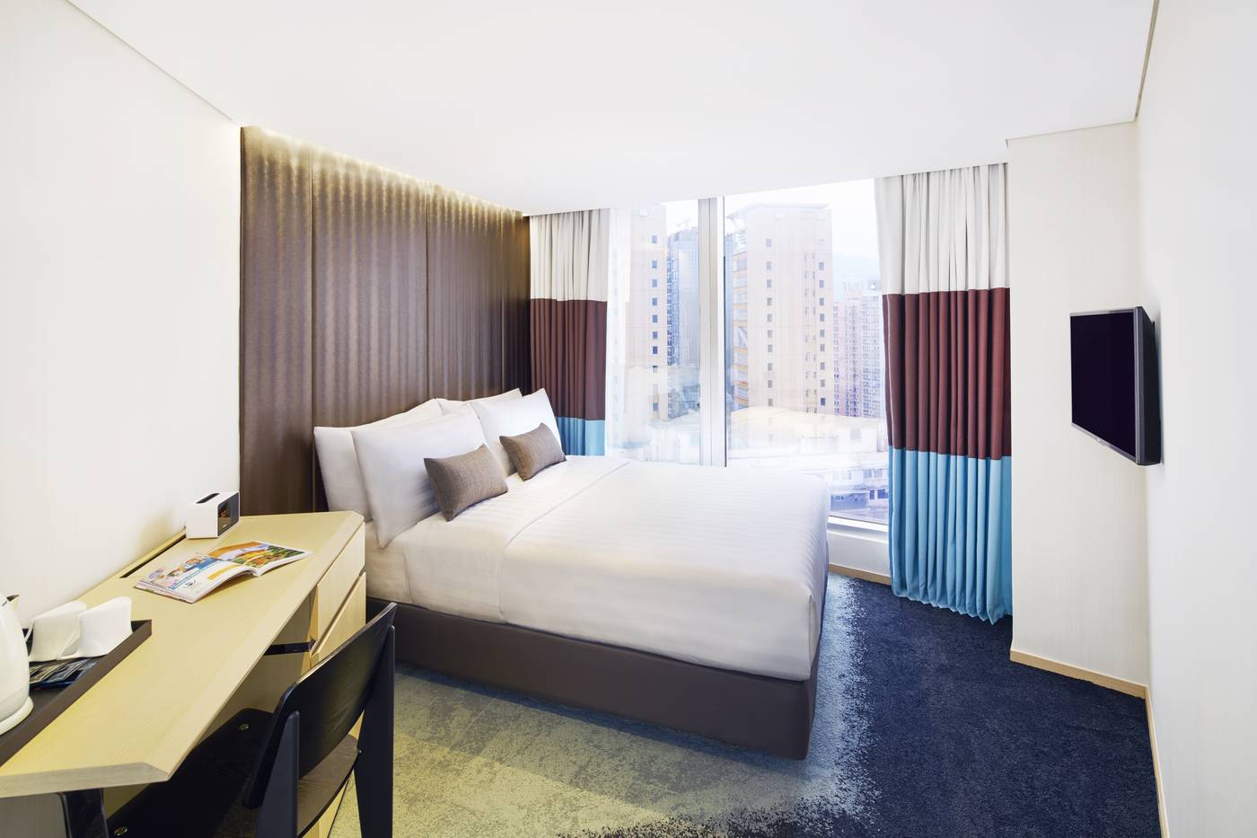 Hotel-108-Hong-Kong-Room-2