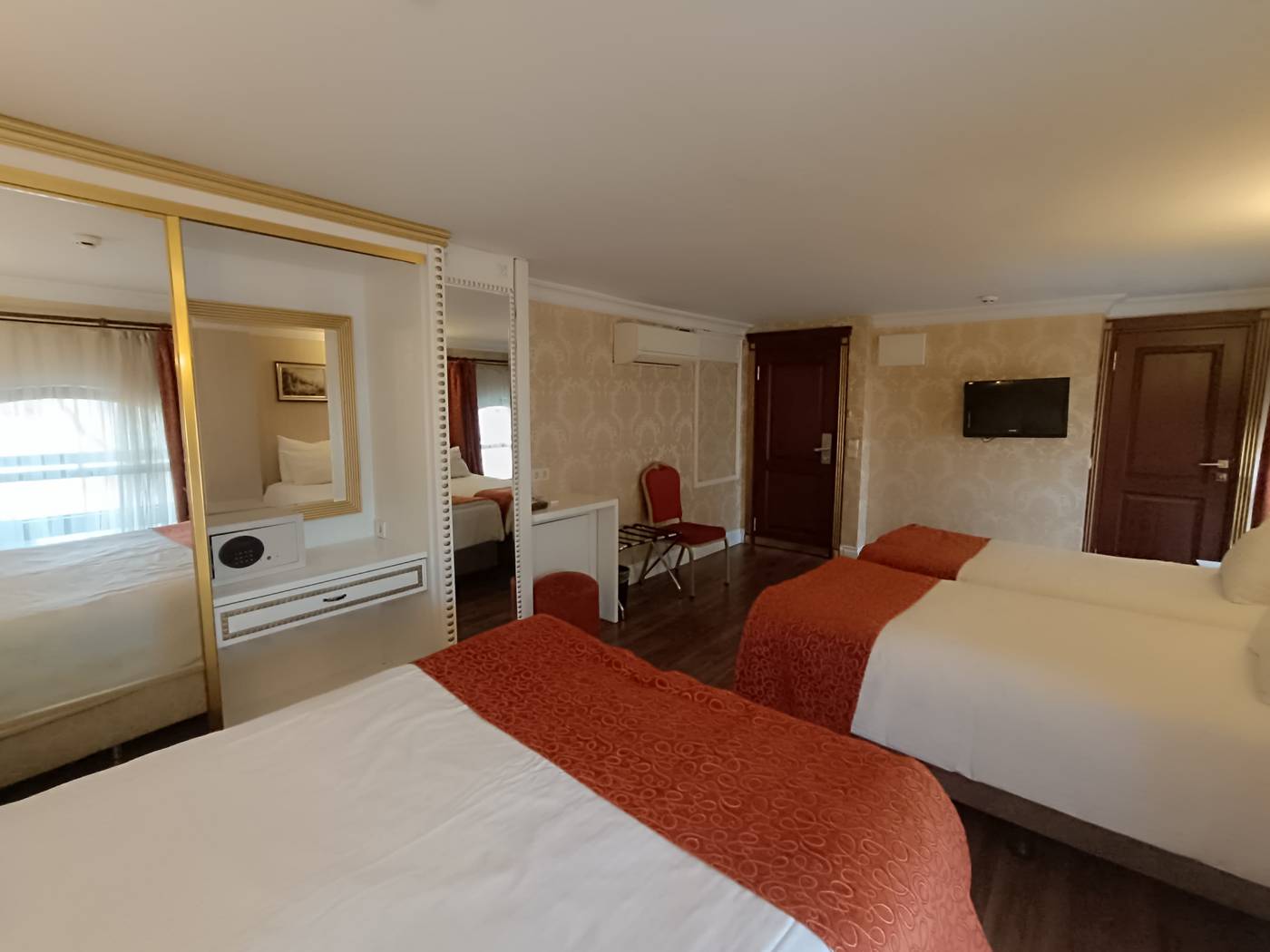 Golden-Horn-Sirkeci-Room-35