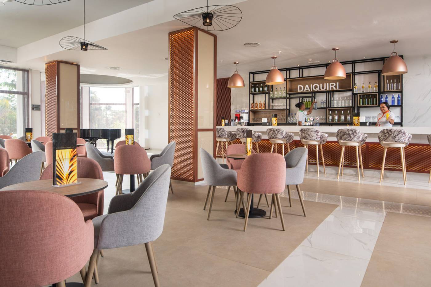 Riu-Palace-Tropical-Bay-All-Inclusive-Bar-33