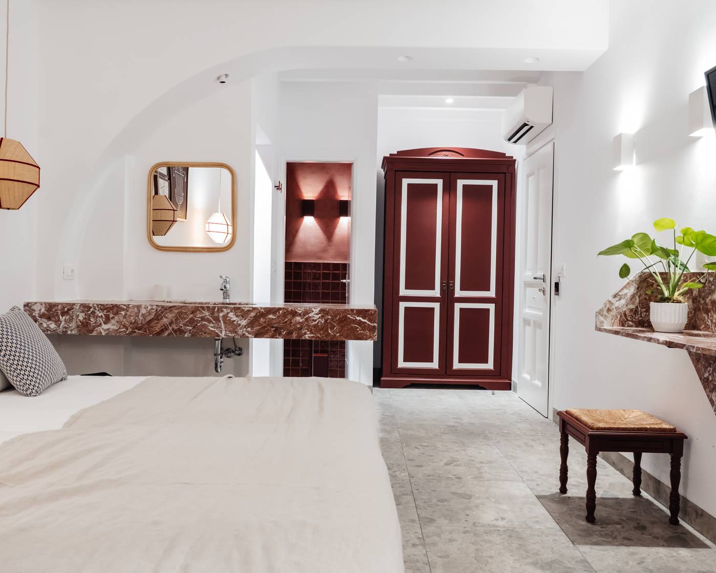 Pelican-Bay---Art-Hotel-Room-35