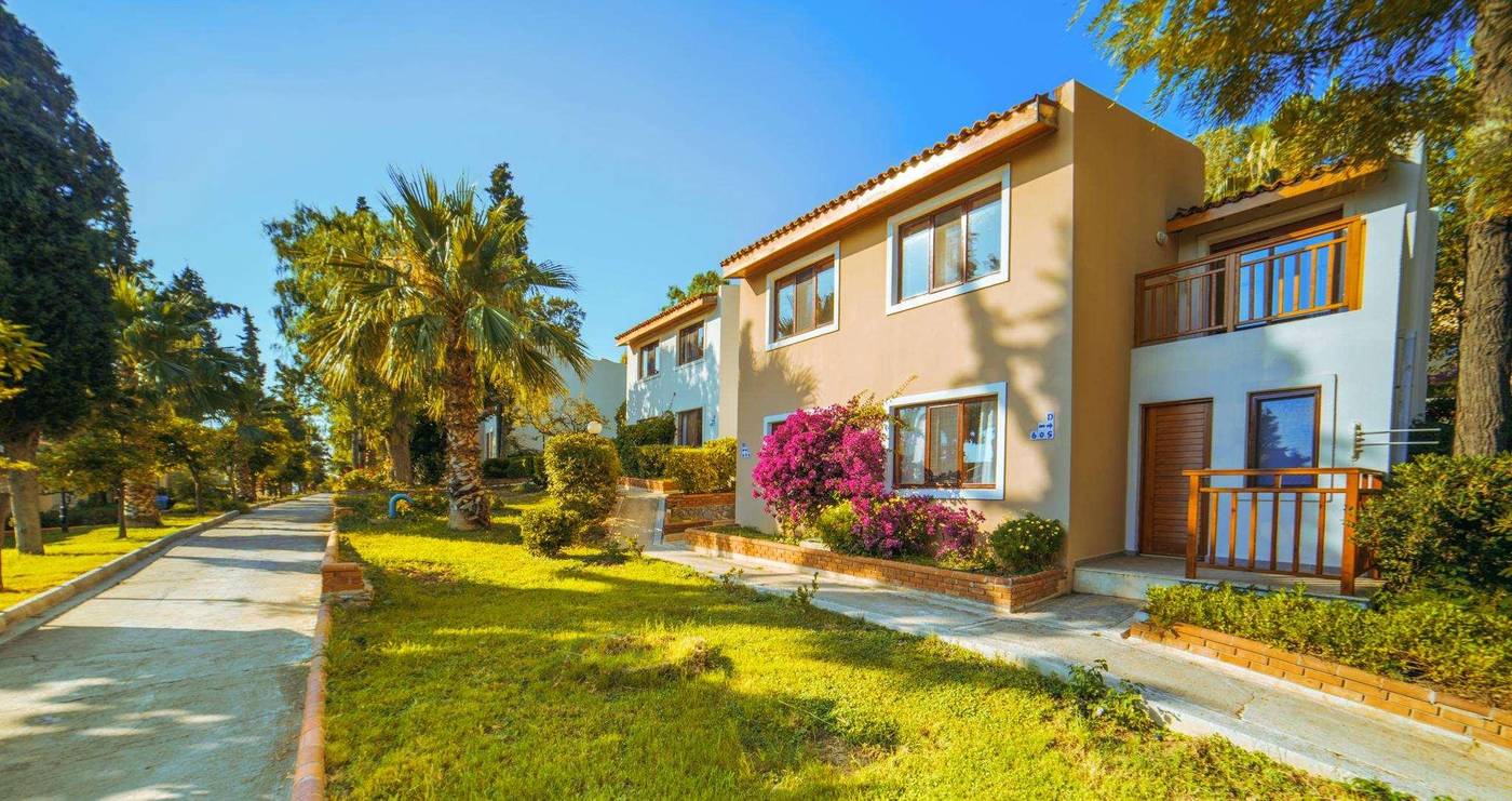 Pine-Bay-Holiday-Resort-General-view-15