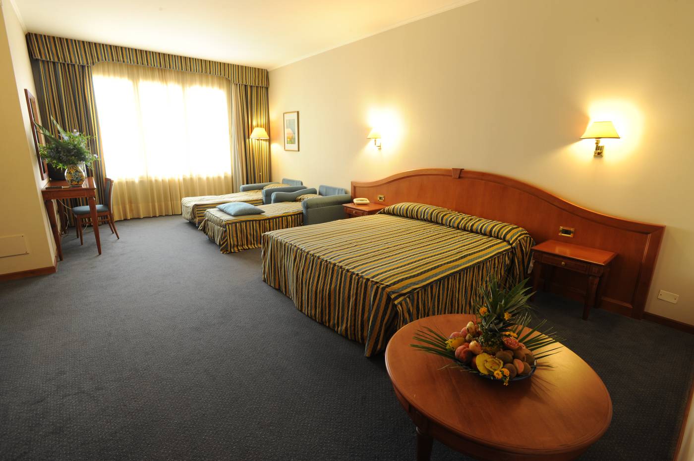 Hotel-President-Room-11
