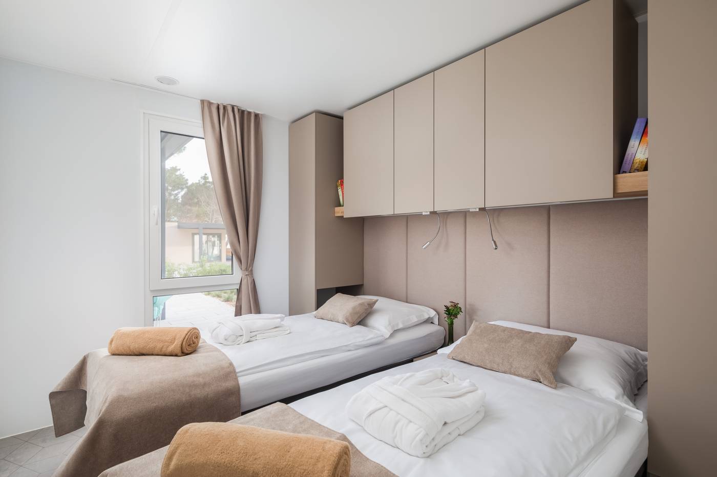 Aminess-Avalona-Camping-Resort-Room-52