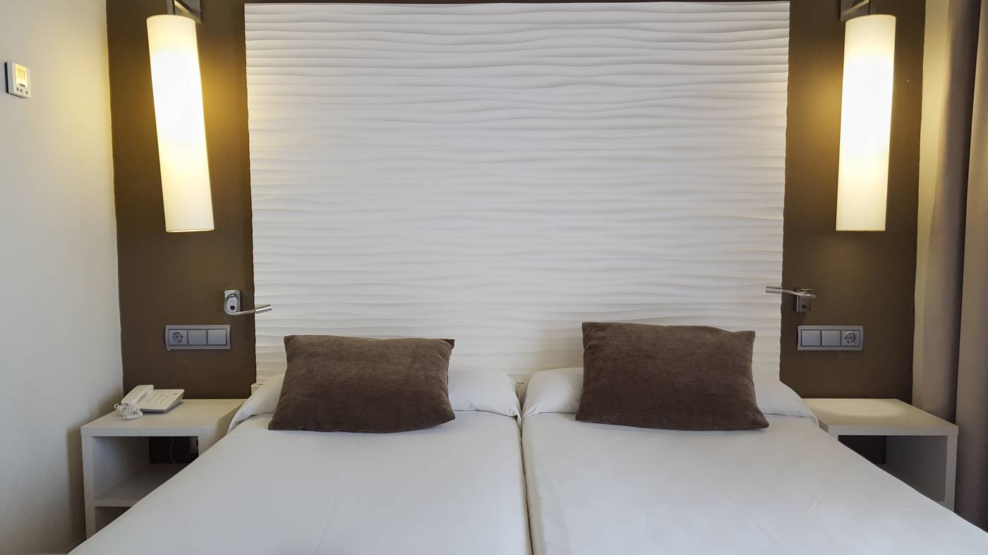 Augustus-Hotel-Room-24