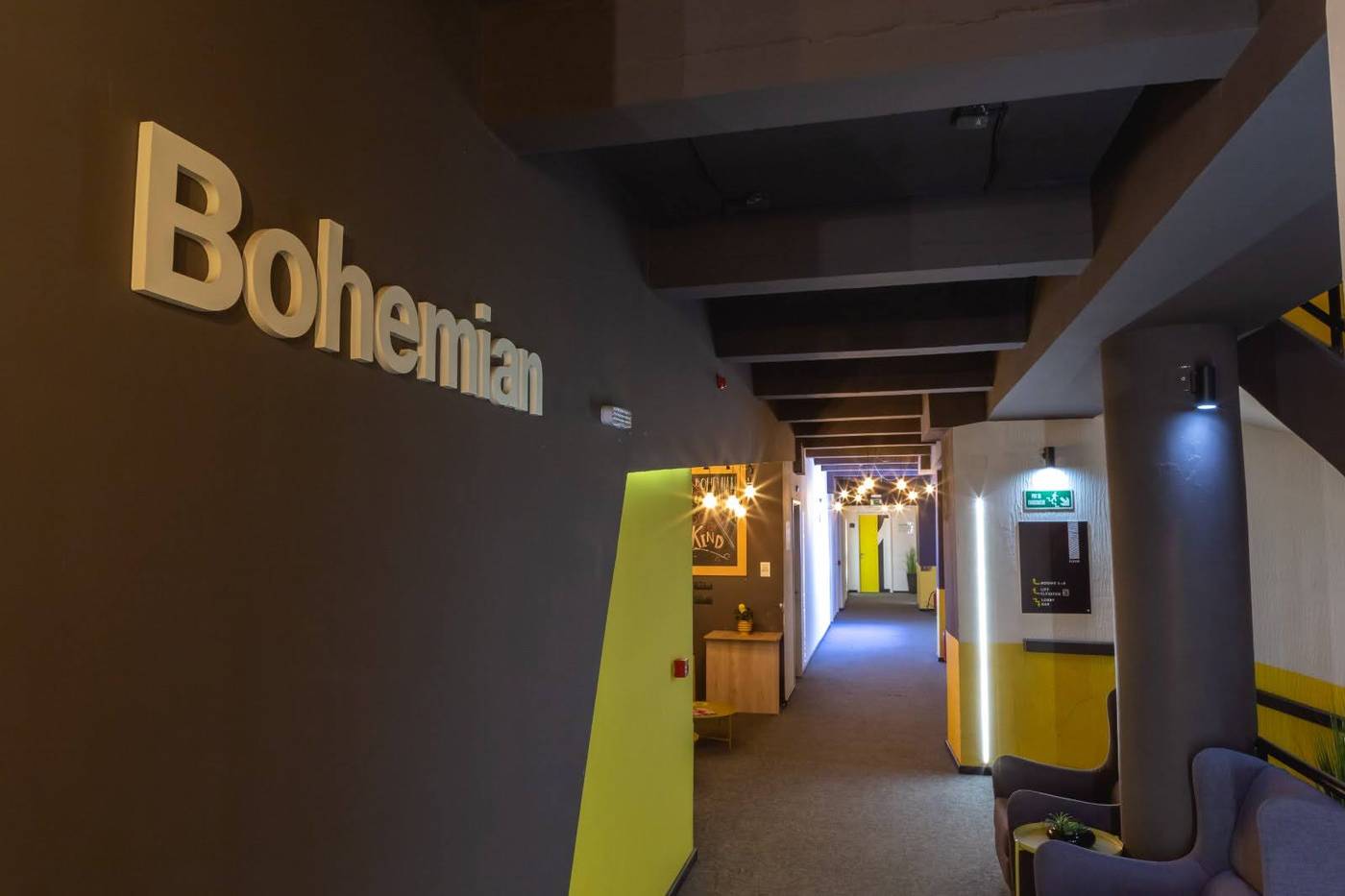 Hotel Bohemian Garni-Serbia-Belgrade-Lobby-8