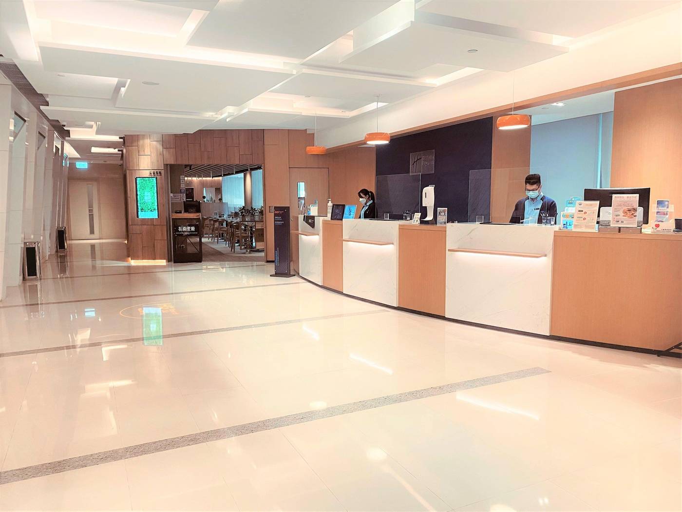 Holiday-Inn-Express-Causeway-Bay-Hong-Kong-General-view-16