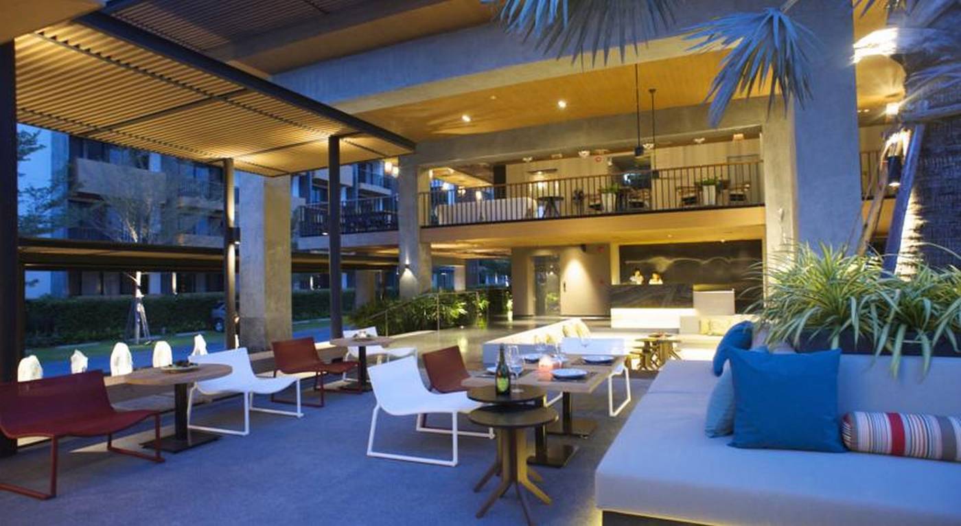 The-Silver-Palm-Wellness-Resort---Bangkok-Lobby-19