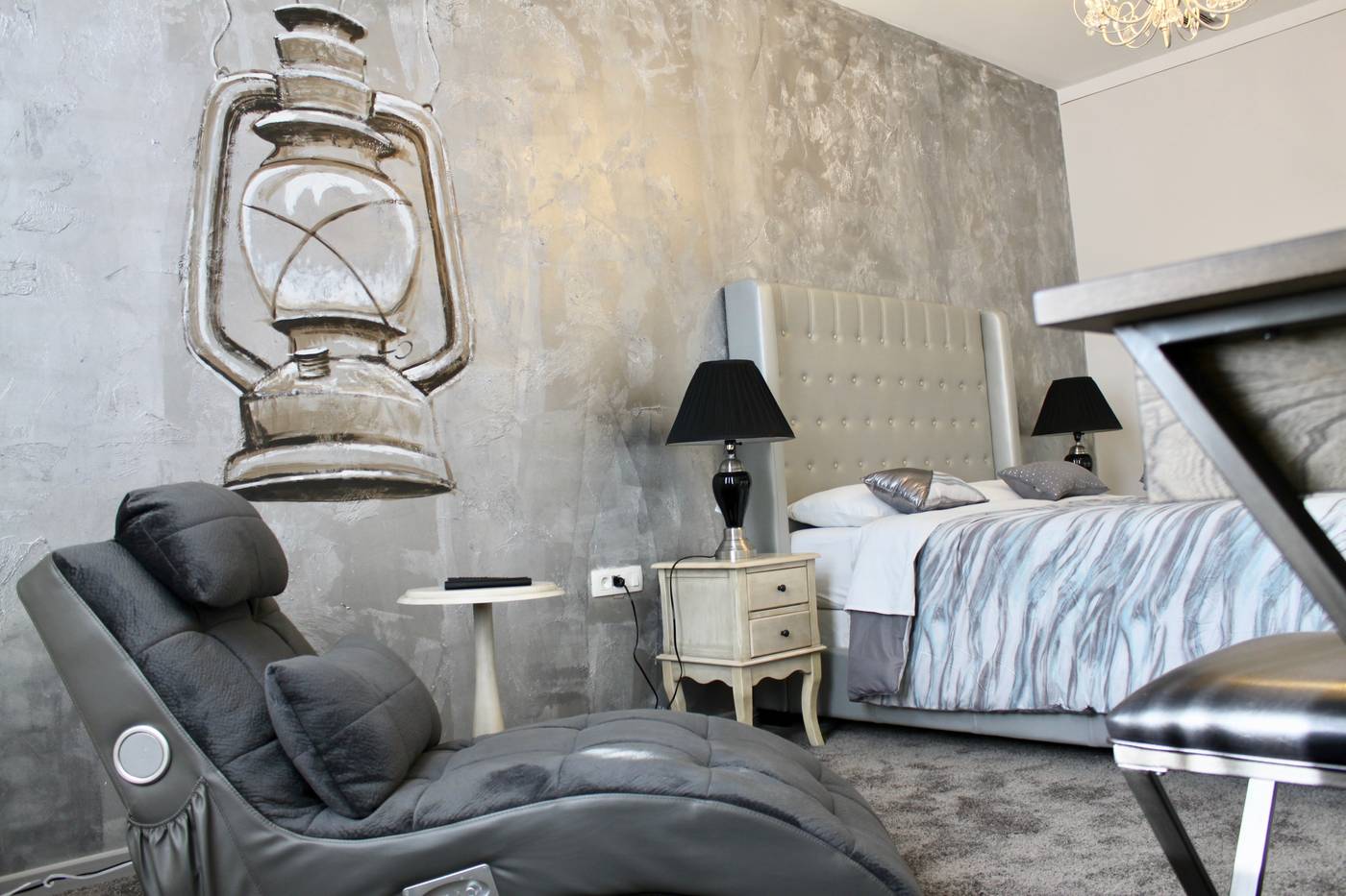 Prima-Luce-Downtown-Room-30