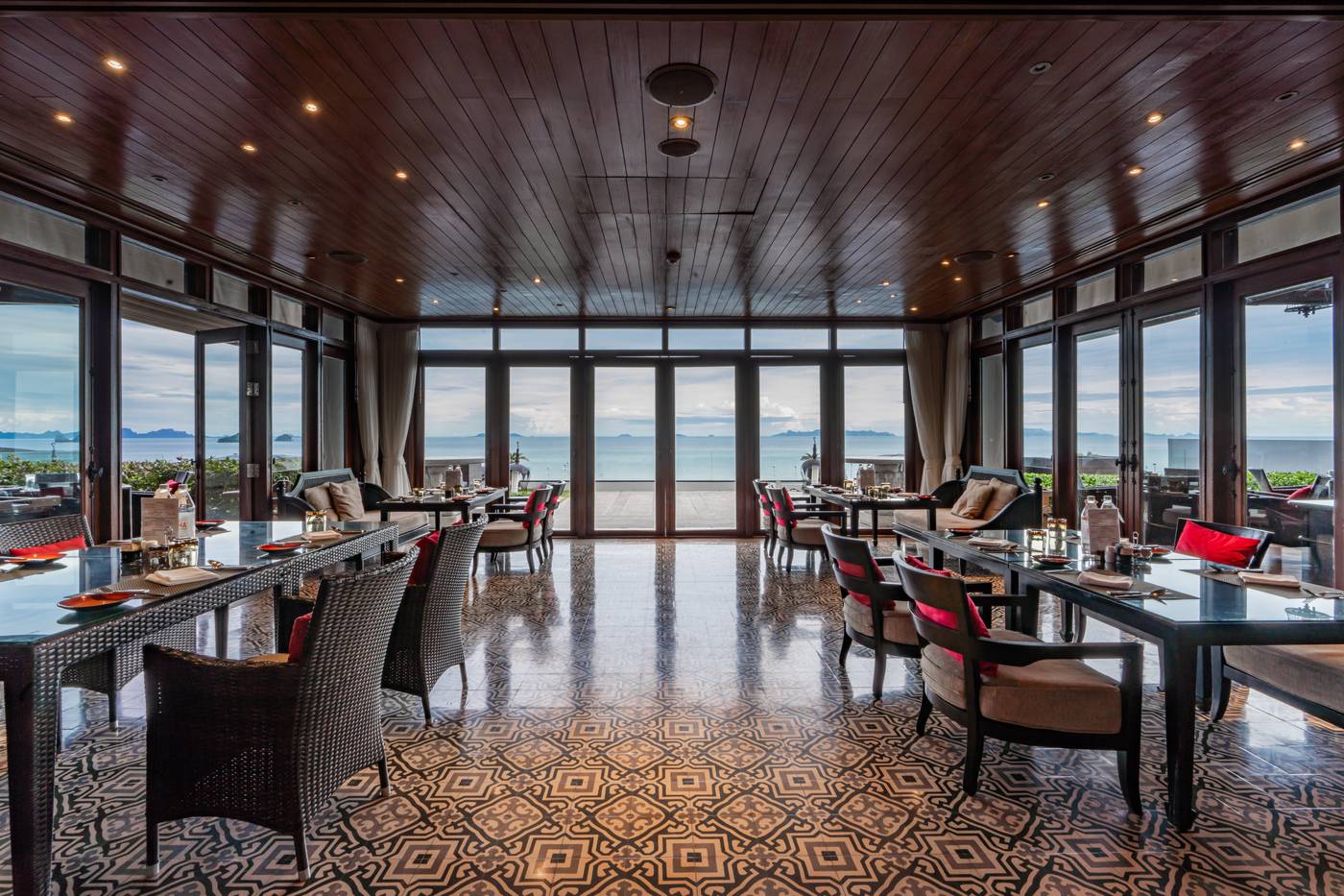 Intercontinental-Hotels-Koh-Samui-Resort-Restaurant-54