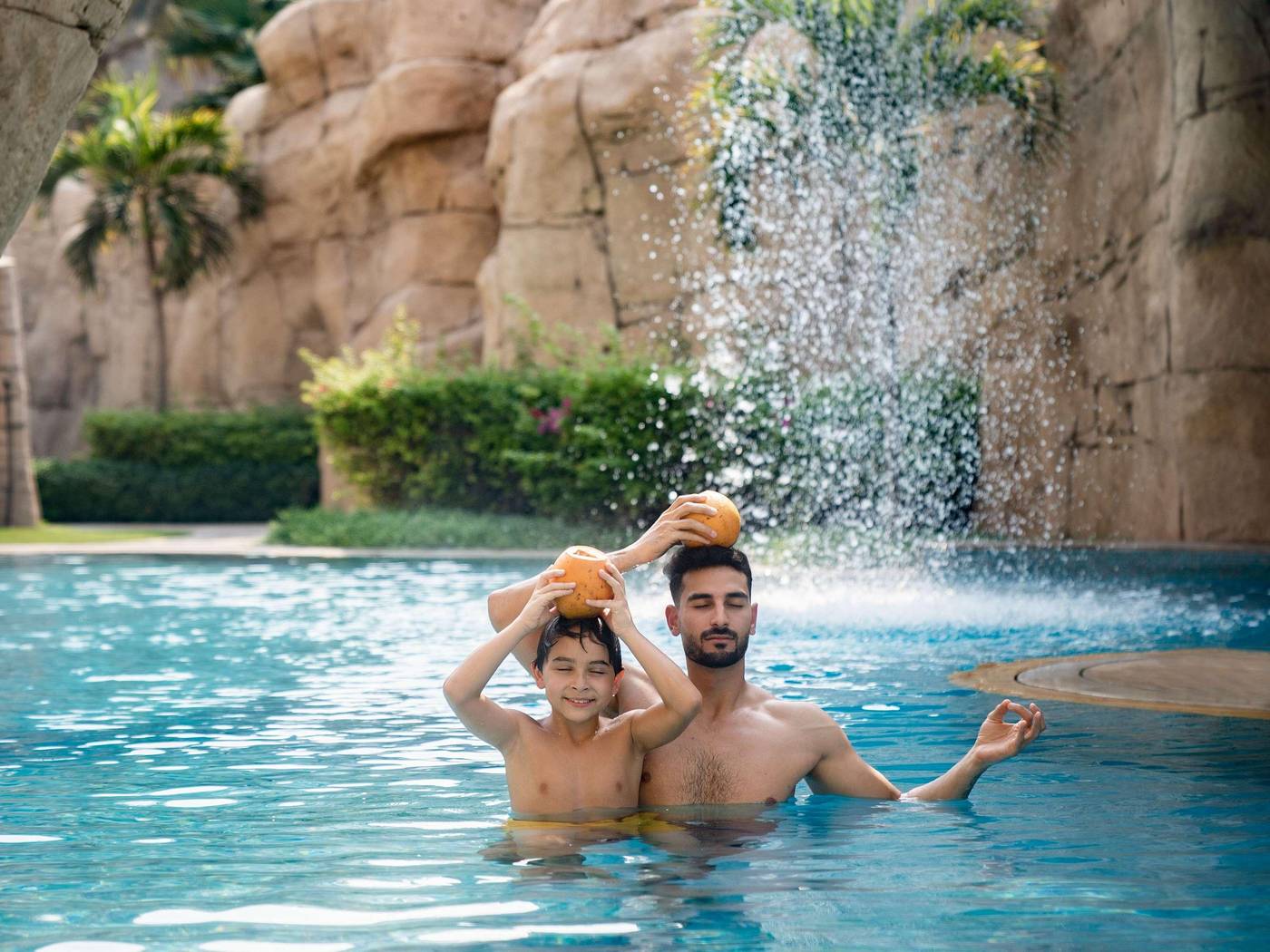 Sofitel-Dubai-The-Palm-Pool-14