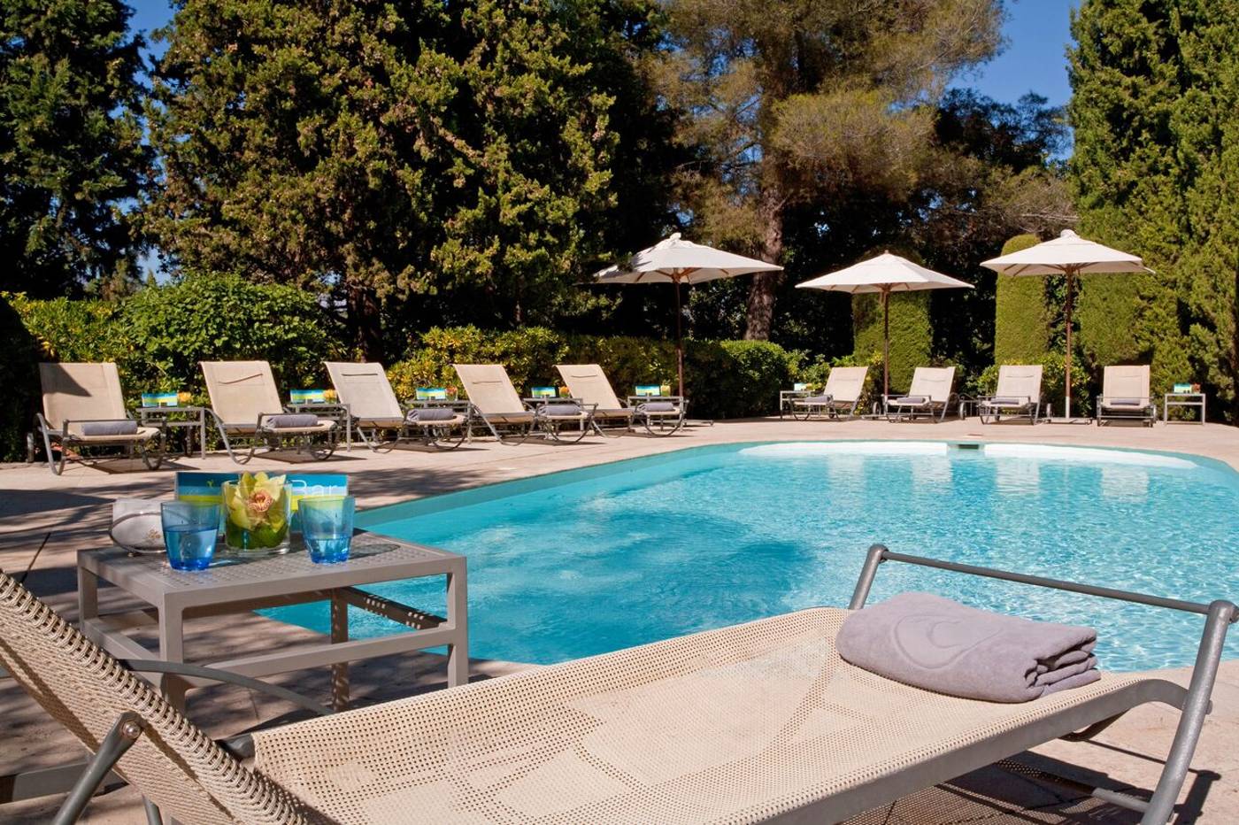 Le-Mas-Candille-Pool-1