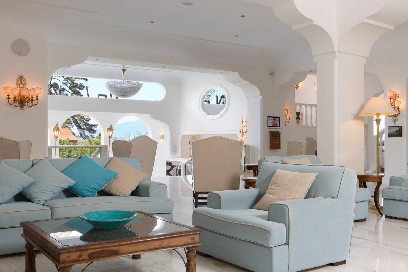 Grand-Hotel-de-la-Ville-Lobby-52